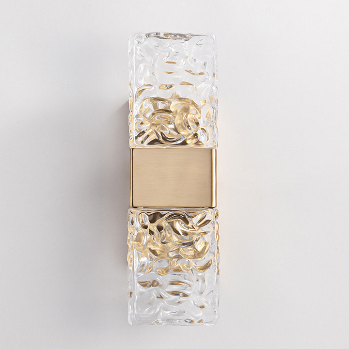 Настенный светильник DeLight Collection Wall lamp 88068W gold/clear